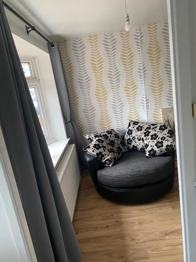La Mansion Bed & Breakfast Wednesbury Luaran gambar